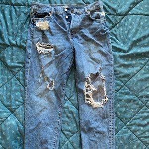 Rue 21 Distressed Jeans